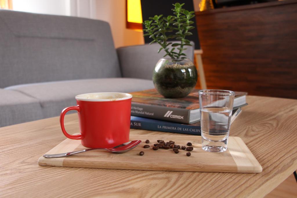 Luna Maya Hostel & Wellness Antigua ภายนอก รูปภาพ